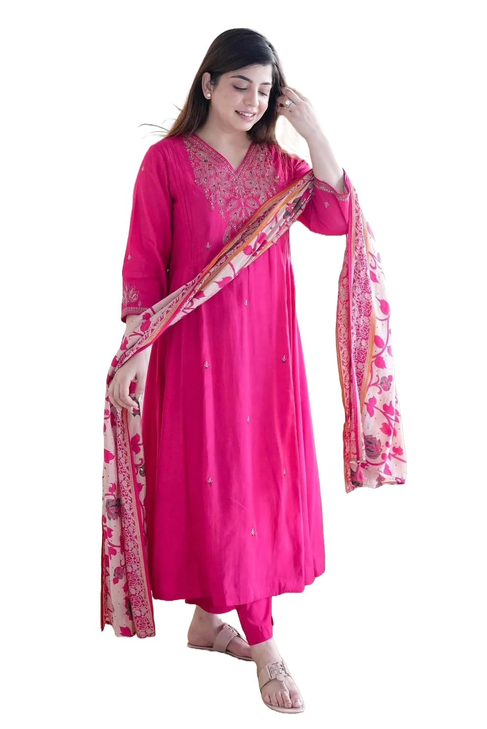 KLOSIA Women Embroidery Kurta and Pant Set with Dupataa